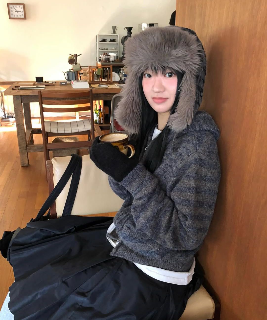 에이이에이이(AEAE) STRIPE HOOD KNIT ZIP UP [NAVY] - 사이즈 & 후기