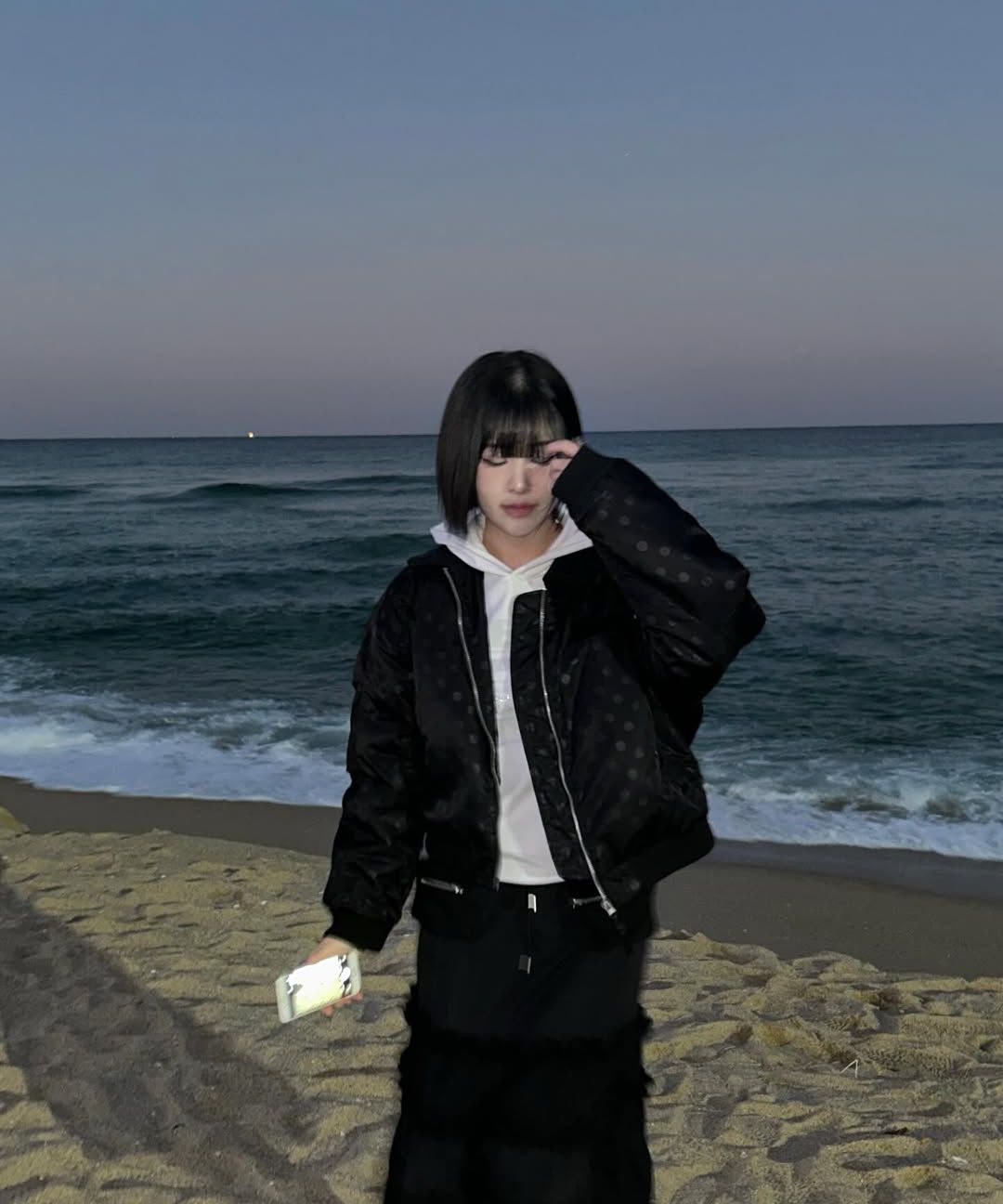 MUSINSA公式 | RONRON INNER POINTED BOMBER MA-1 JUMPER DOT BLACK