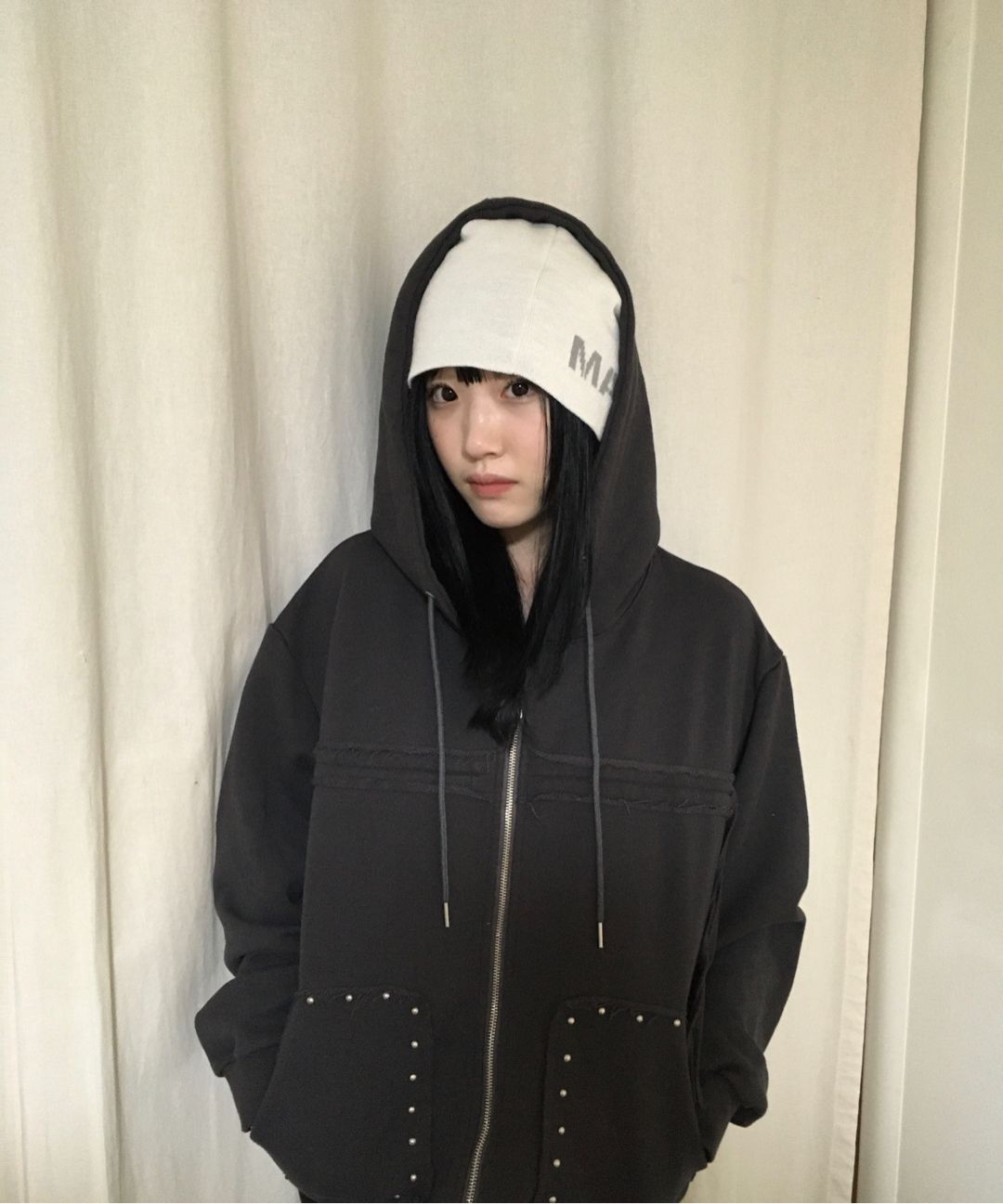 MUSINSA | ILLIGO Studded Hooded Zip-Up Charcoal