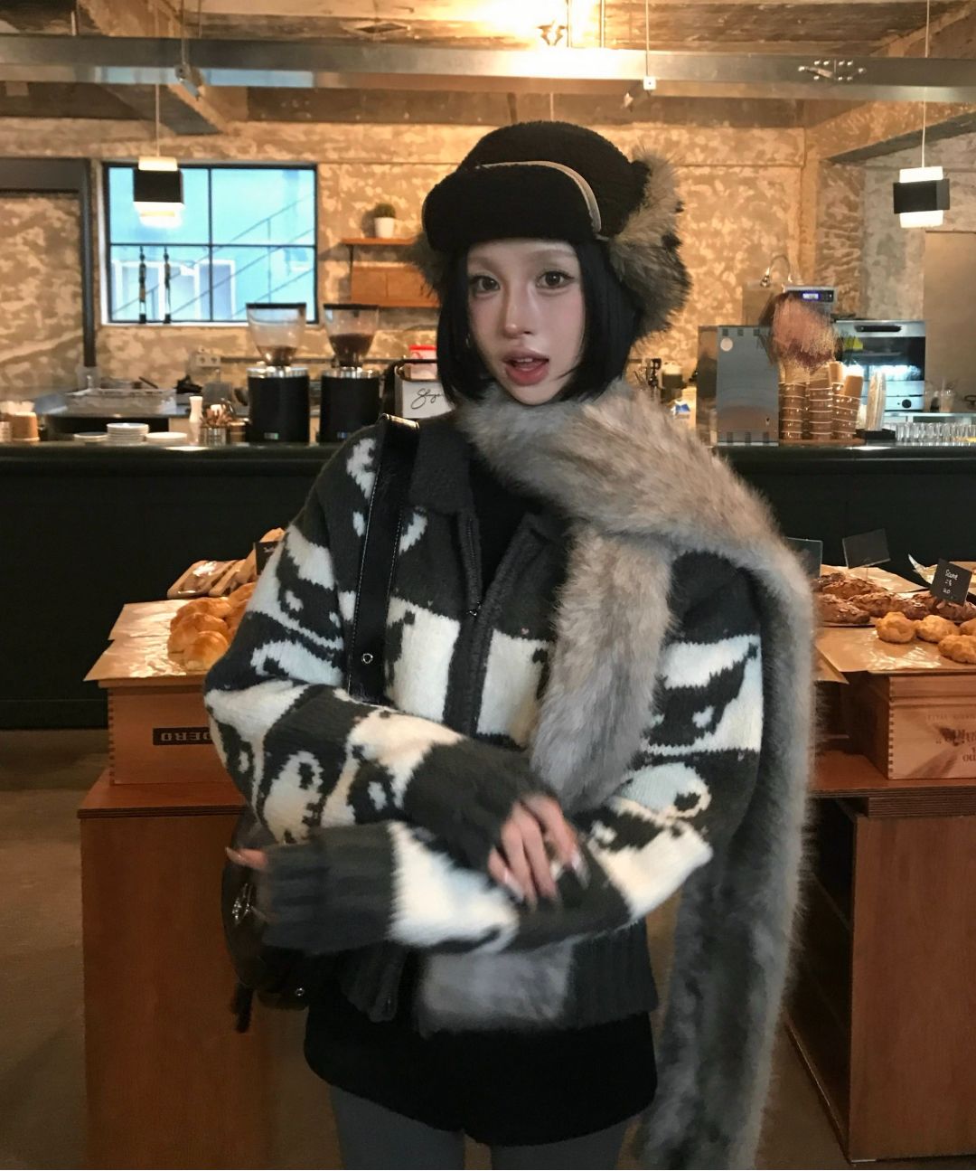 MUSINSA公式 | SCHISM INDUCING KUROMI COWICHAN ZIP CARDIGAN CHARCOAL