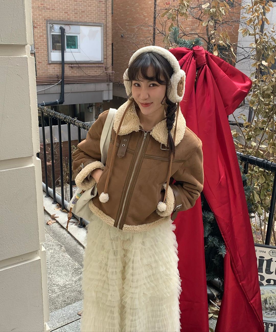 MUSINSA公式 | LEATHERY オブリークスエードムートンジャケット[BROWN]