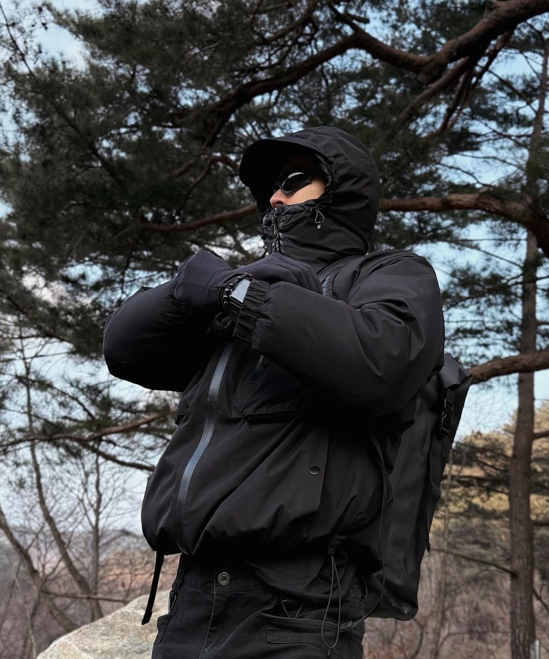 MUSINSA公式 | LEIRE エッセンシャルフードパーカーロライトダウン