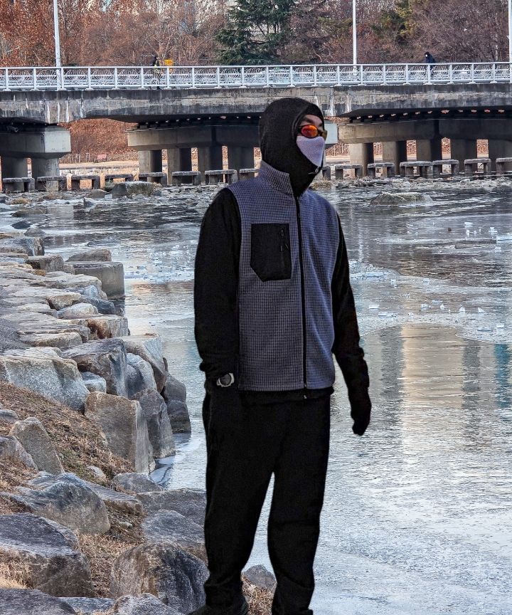 MUSINSA公式 | FINDCHILLIN R15 フルオーバーバラクラバランニング