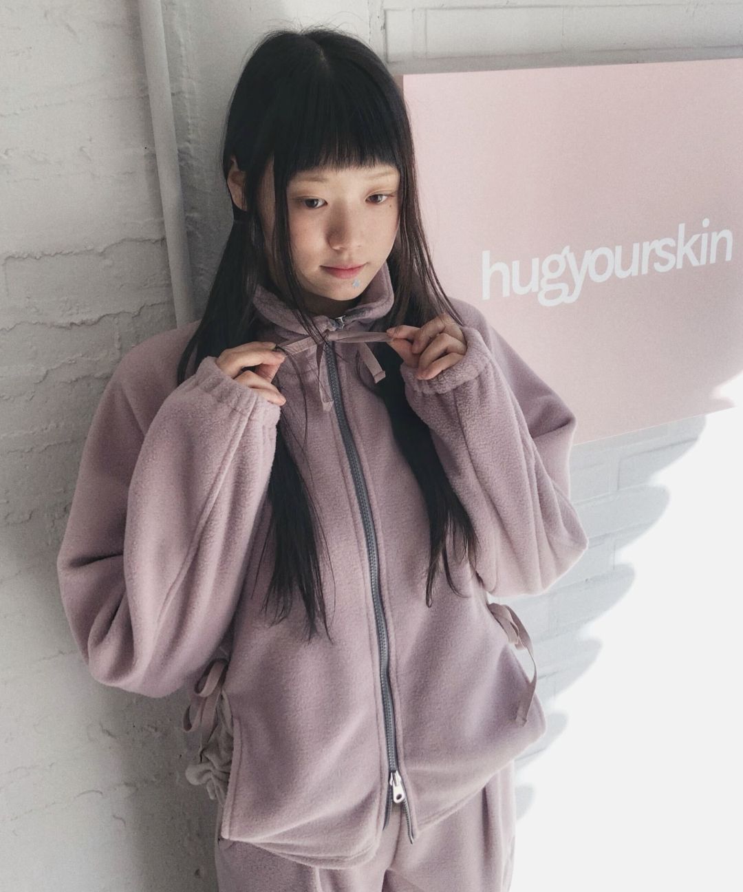 MUSINSA公式 | HUG YOUR SKIN ドローストリングフリースジップアップ 
