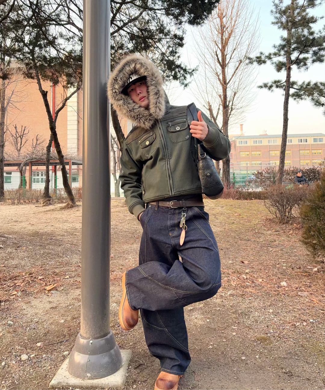 MUSINSA公式 | AAKAM Fur Camo Contrast Jacket (Black)