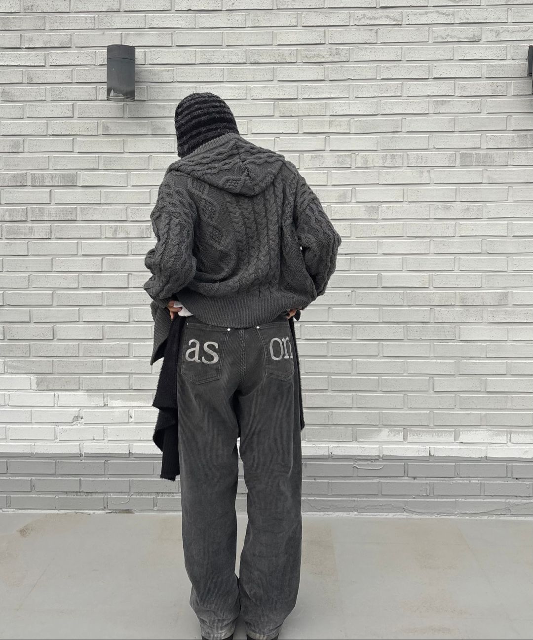 MUSINSA公式 | ASON ELO TWISTED HOOD CARDIGAN / CHARCOAL
