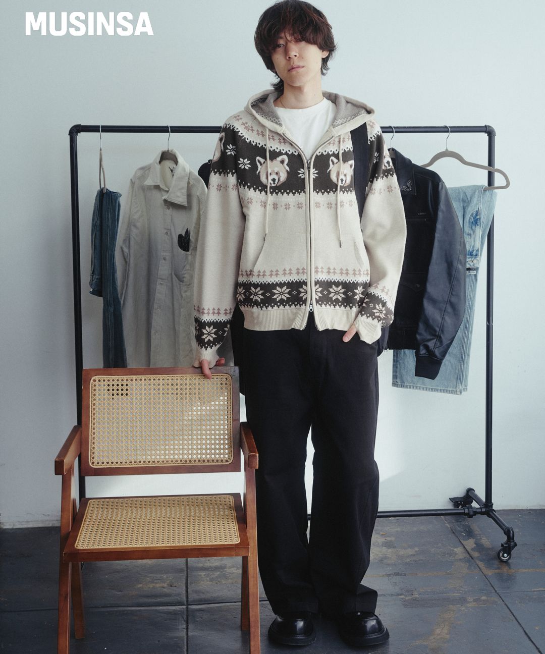 MUSINSA公式 | SIGNATURE ツイストカーブコットンパンツ[ブラック]