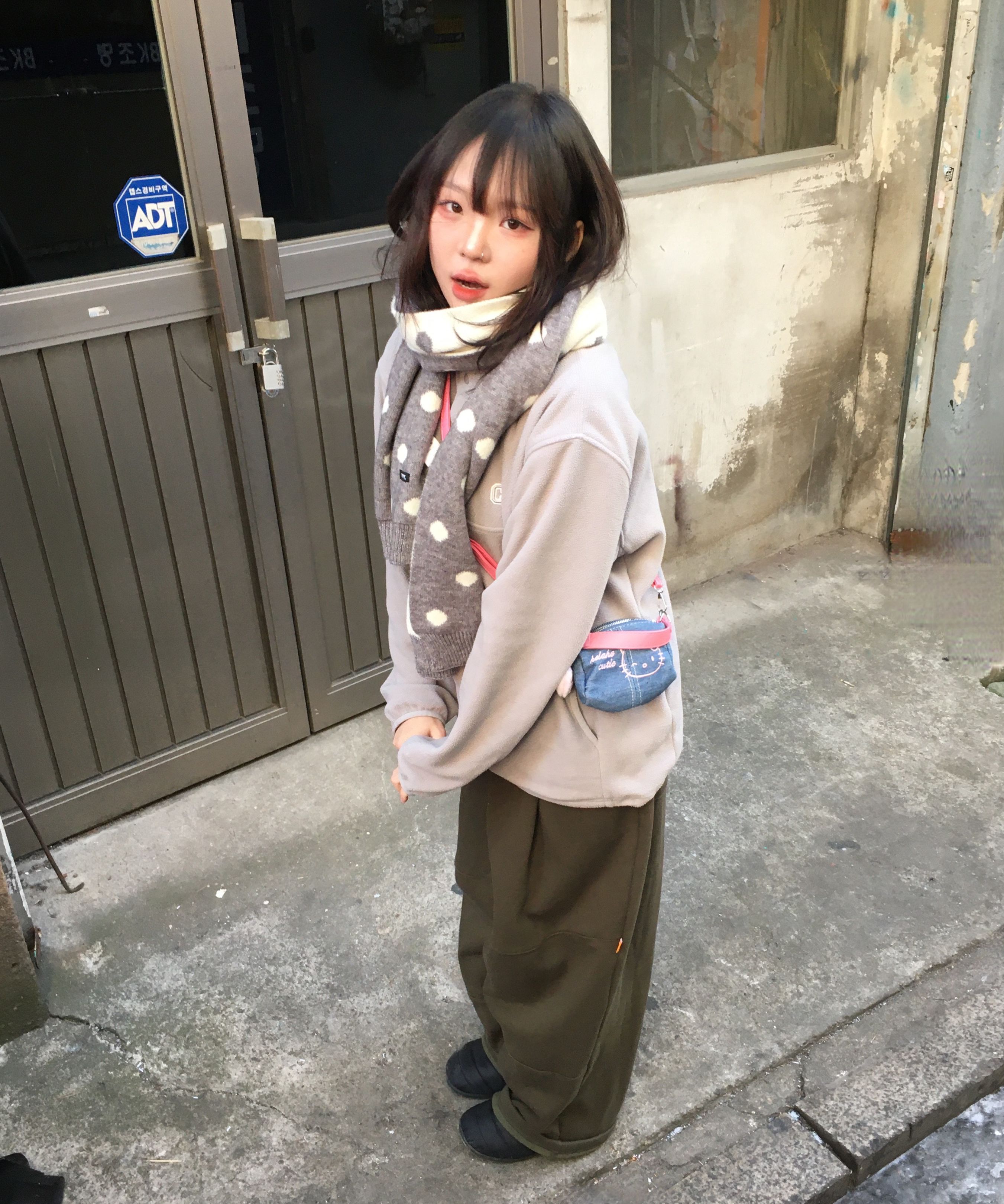 韓国セットアップコーデ特集－ストリート・Y2K風スナップ | MUSINSA