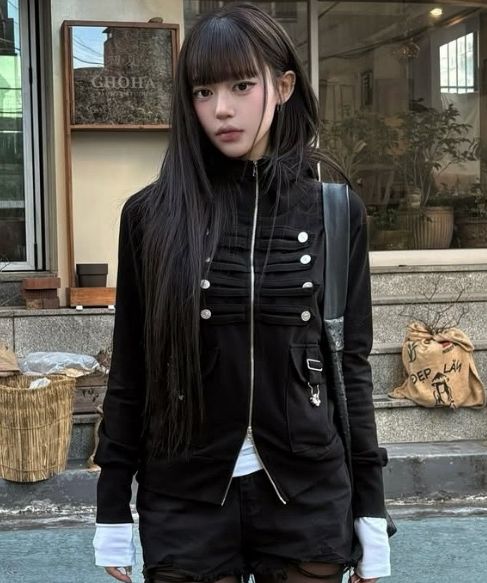 러브이즈트루(LUVISTRUE) EL PIRATE HOOD ZIP UP(BLACK) - 사이즈