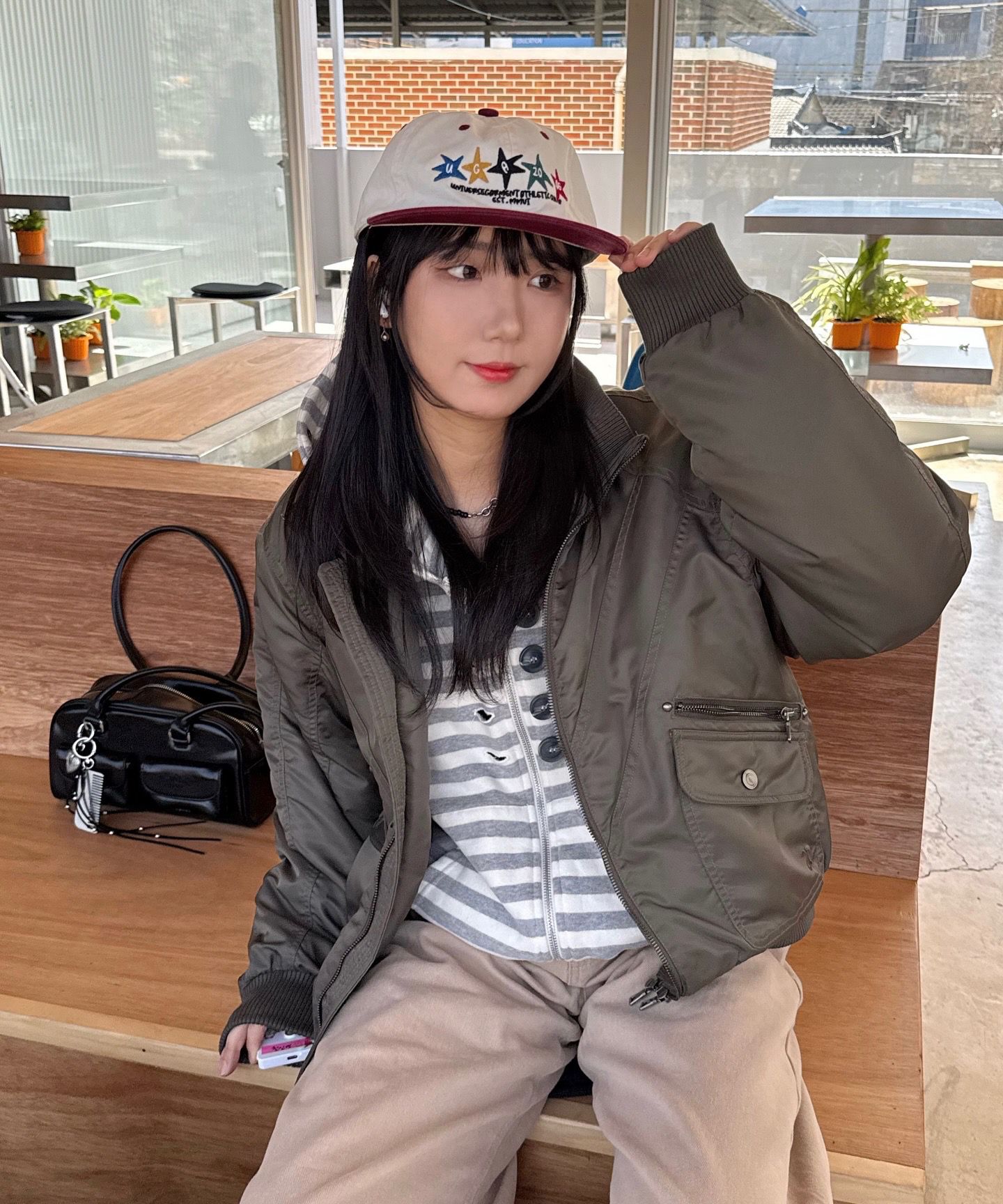단델(DANDEL) DD cropped studded MA-1 jacket (KHAKI) - 사이즈