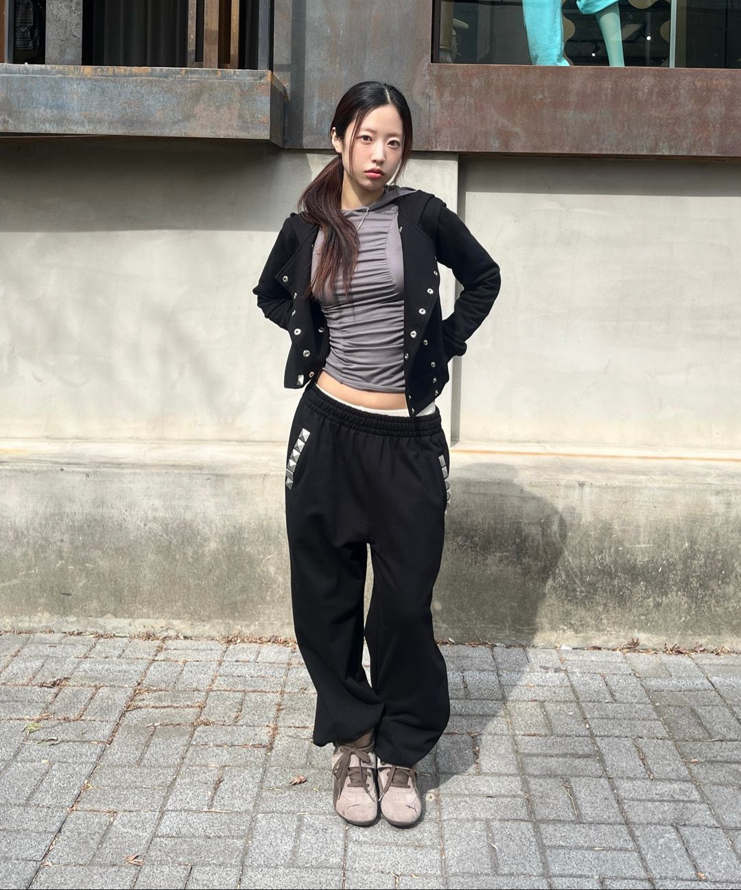 스컬프터(SCULPTOR) Napoleon Stud Sweatpants Acid Blue - 사이즈