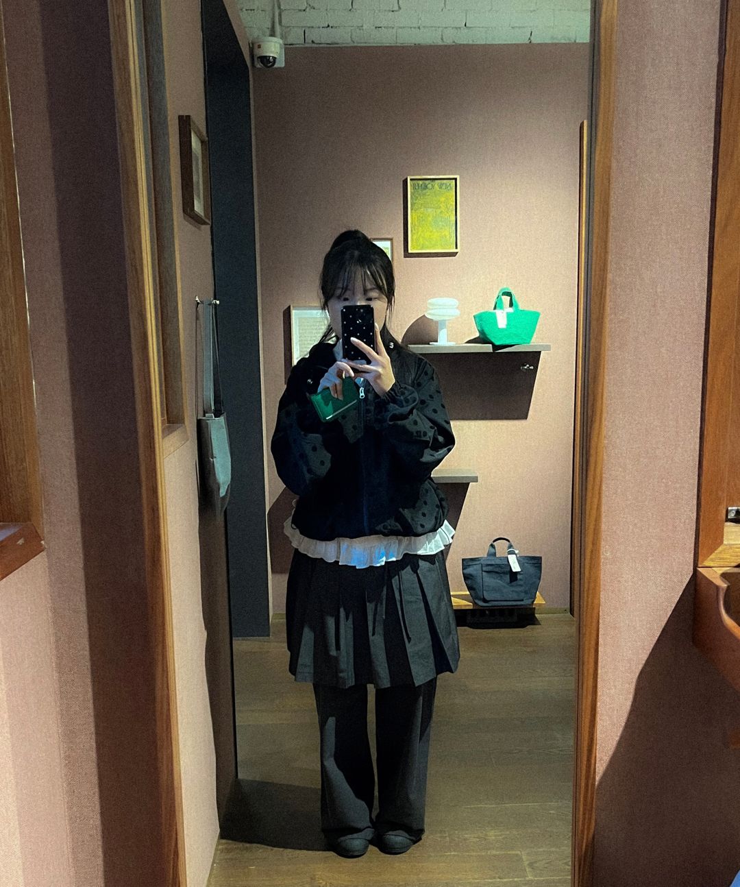 MUSINSA公式 | OHESHIO dot frill hooded windbreaker jumper (black)
