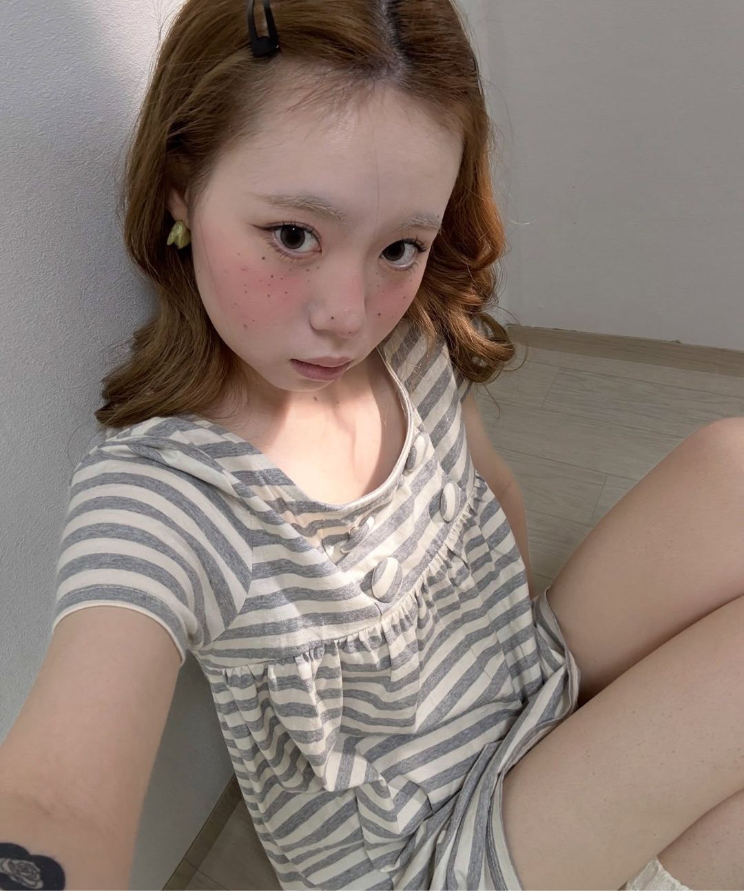 익스파이어드걸(EXPIRED GIRL) [5th] Emily Button Top Stripe