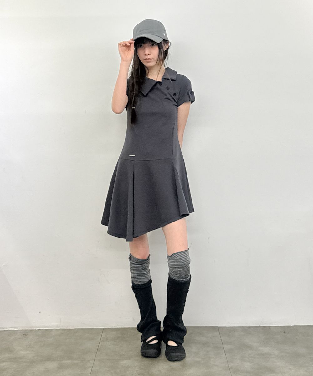 MUSINSA公式 | MISEKI SEOUL Slash button flare one piece CHARCOAL