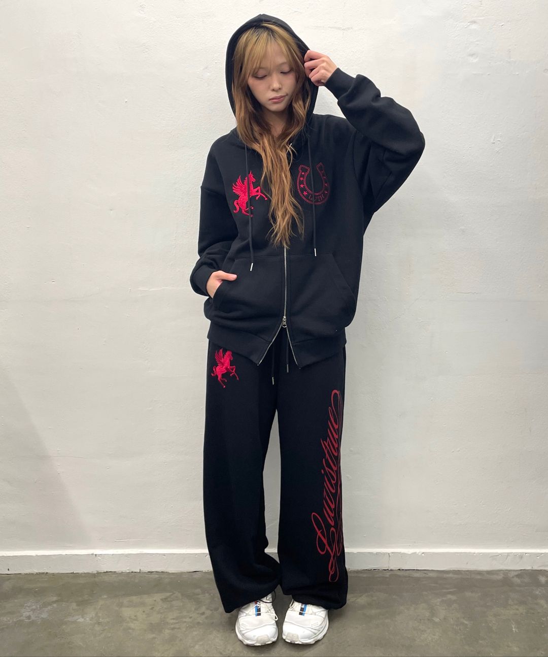 MUSINSA公式 | LUVISTRUE EL UNICORN HOOD ZIP UP(BLACK)
