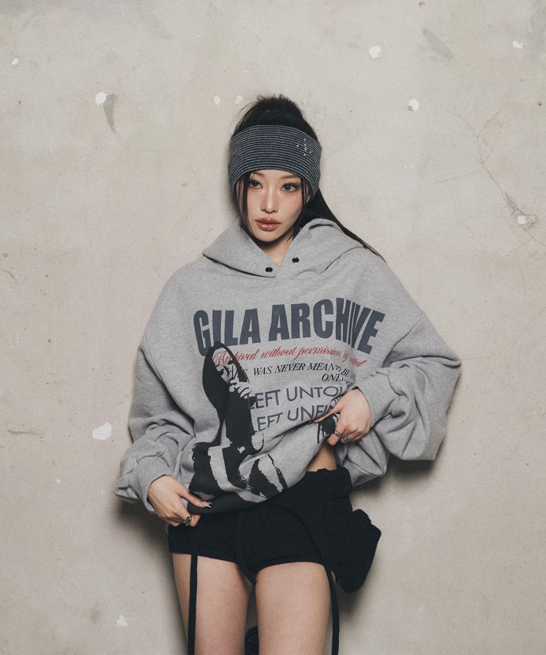 길라아카이브(GILAARCHIVE) BOLD LOGO POCKET KNIT SHORTS_BLACK