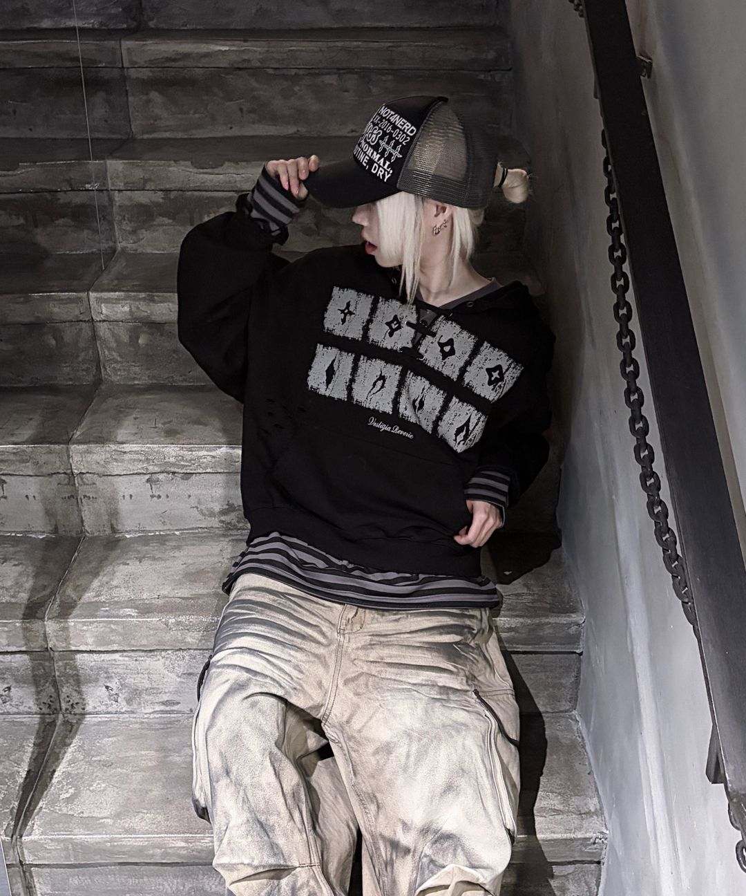 MUSINSA | NOT4NERD Dying Ember Slit Pullover Hood - Black