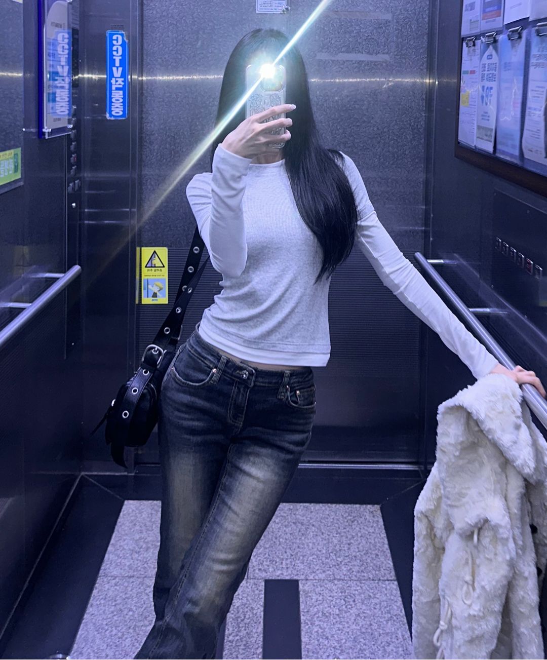 公式 ARI CIEL BOOTCUT DENIM PANTS BLACK