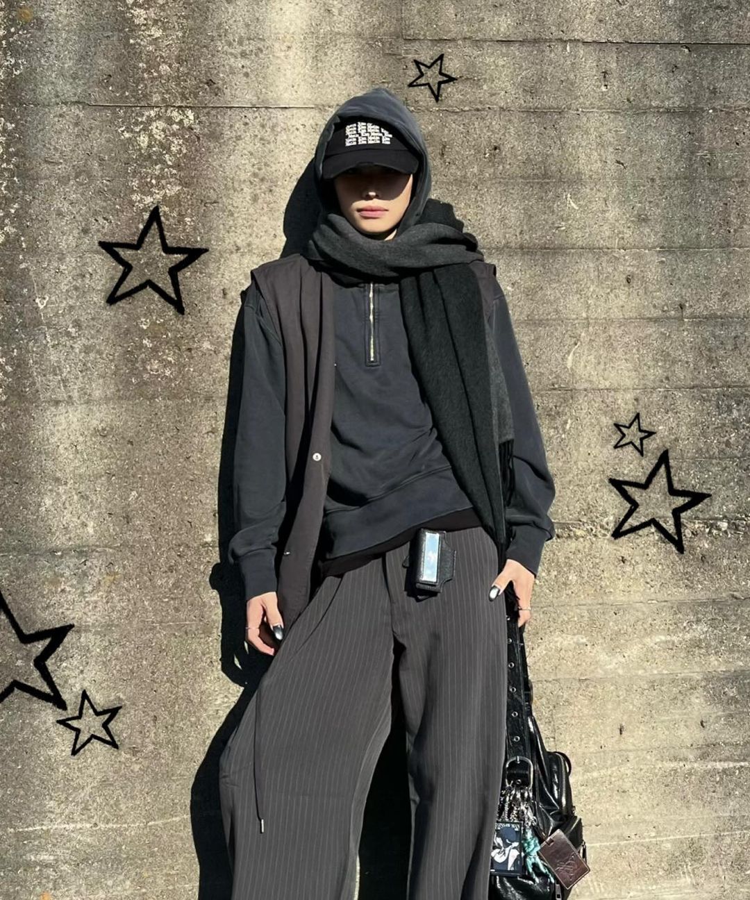 MUSINSA | SIGNATURE Multi-Tuck Wide Slacks [Black]