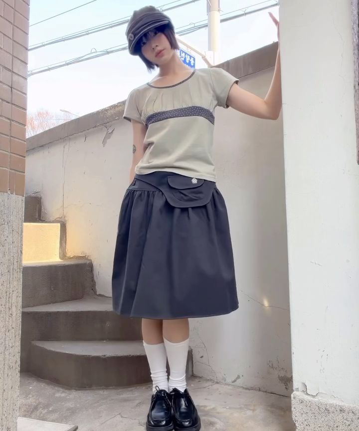 韓国　BAUF ベルト付きミディスカート [チャコール] MUSINSA公式 | BAUF ベルト付きミディスカート [チャコール]