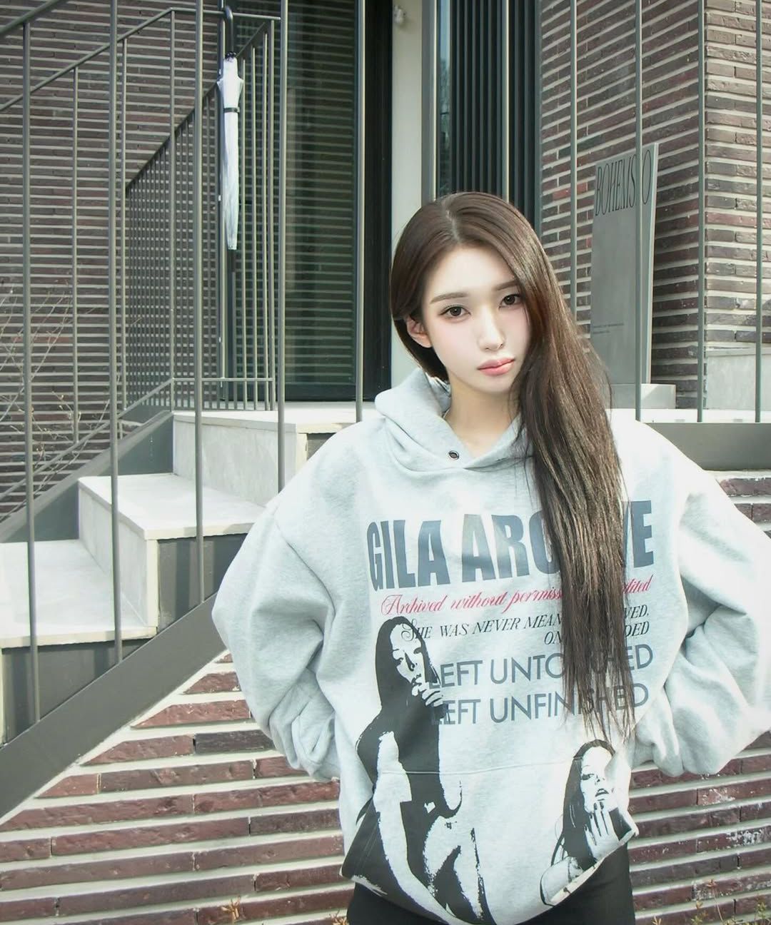 GILAARCHIVE ホワイト ジップアップフーディ MUSINSA MUSINSA | GILAARCHIVE TWICE GIRL OVER SIZE HOODED_WHITE