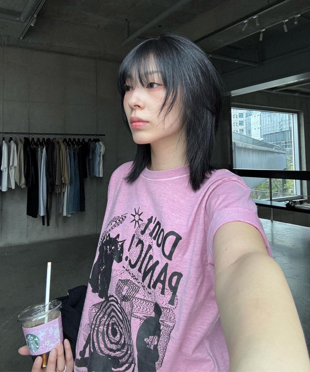 MUSINSA | MAHAGRID DON'T PANIC PIGMENT TEE CHARCOAL(MG2DMMT505A)