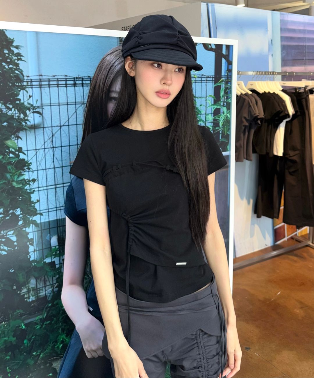 MUSINSA | MISEKI SEOUL String Shirring Short Sleeve CHARCOAL