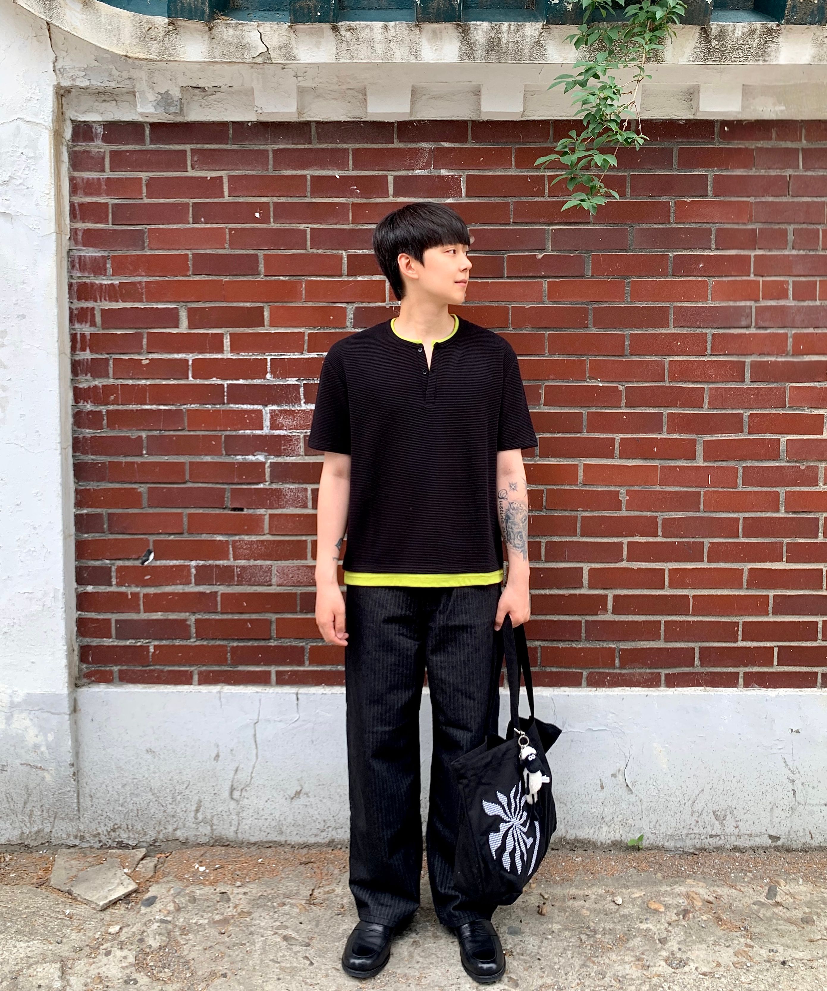 MUSINSA公式 | DNSR レイヤードヘンリーネックワッフルTシャツブラック 