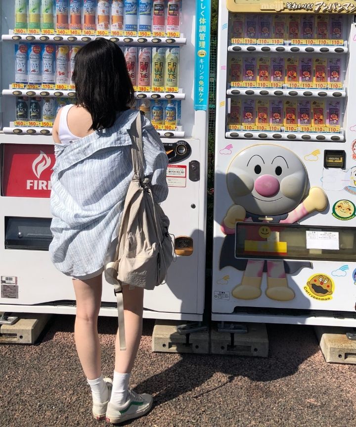 MUSINSA公式 | MUSINSA STANDARD WOMAN ウィメンズスクエアネック