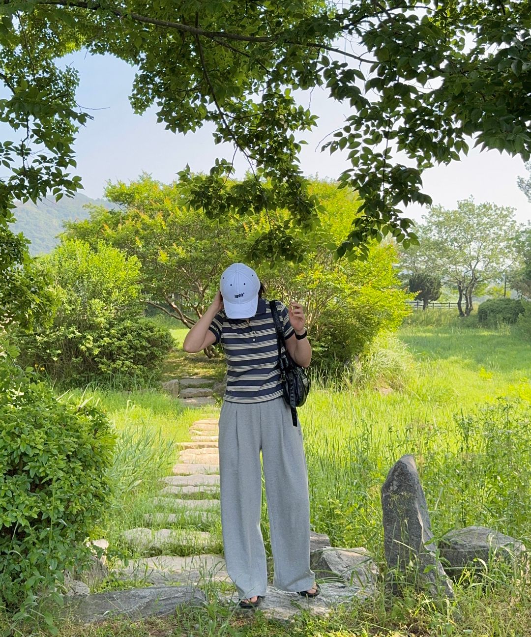 MUSINSA | GAKKAI UNIONS SINGLE PLEATED WIDE SWEATPANTS GRAY