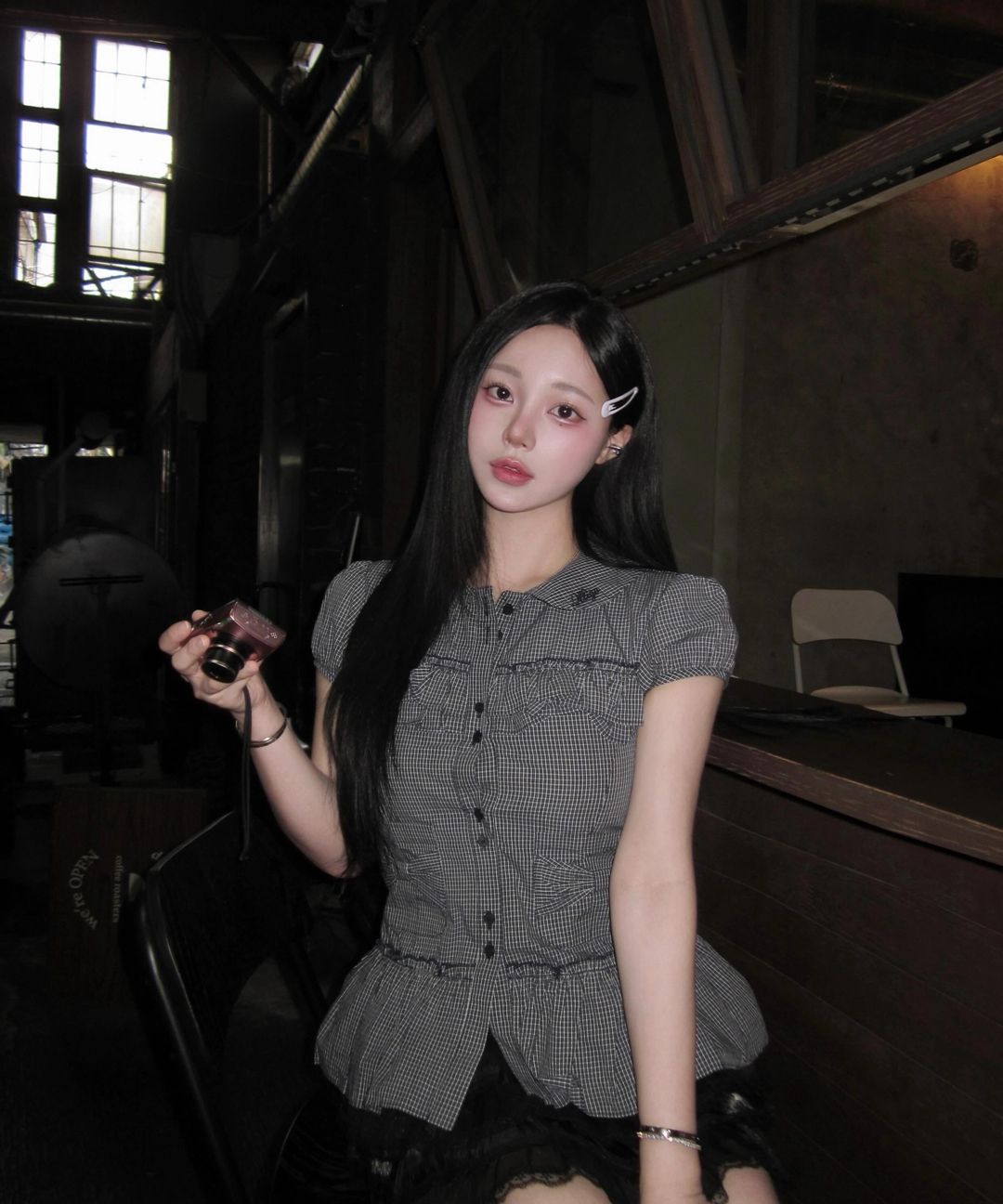 MUSINSA | ILLIGO Bow Pocket Ruffle Blouse Check Navy