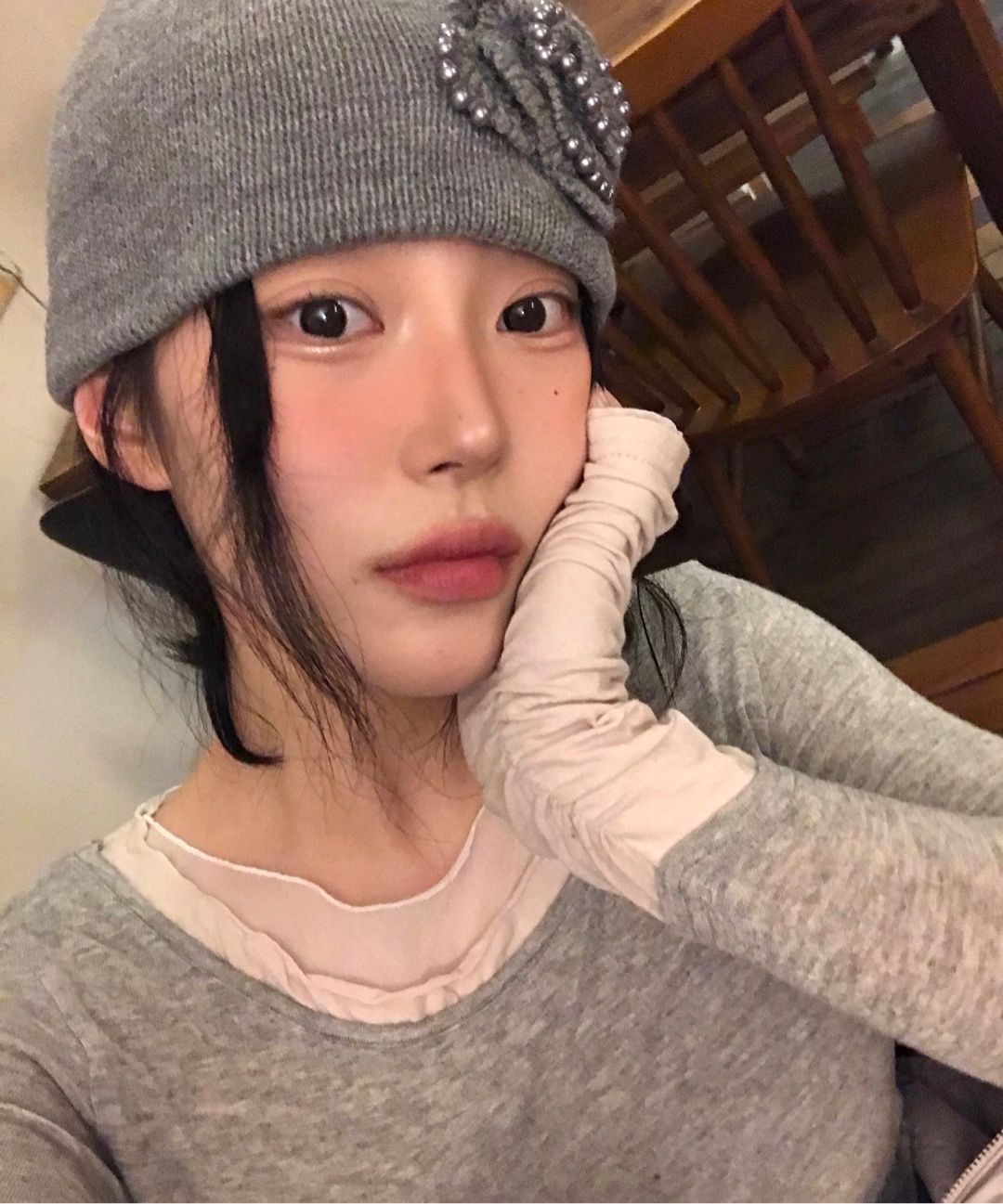 셋업이엑스이(SETUP-EXE) PEARL CORSAGE BEANIE / MELANGE GRAY