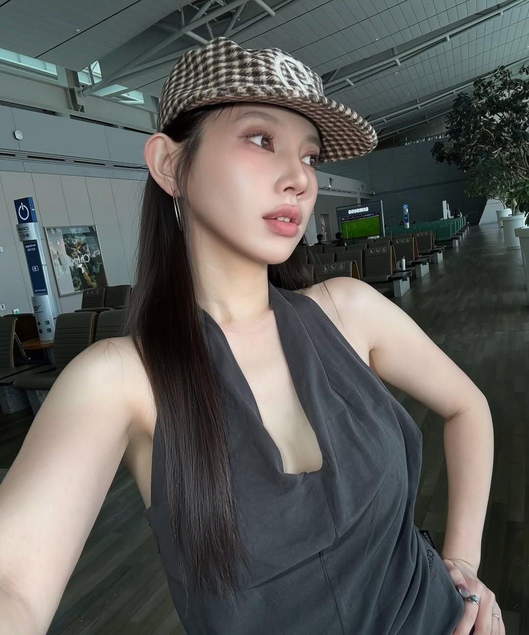 MUSINSA公式 | DEF PILLBOX CAP CHECK BROWN
