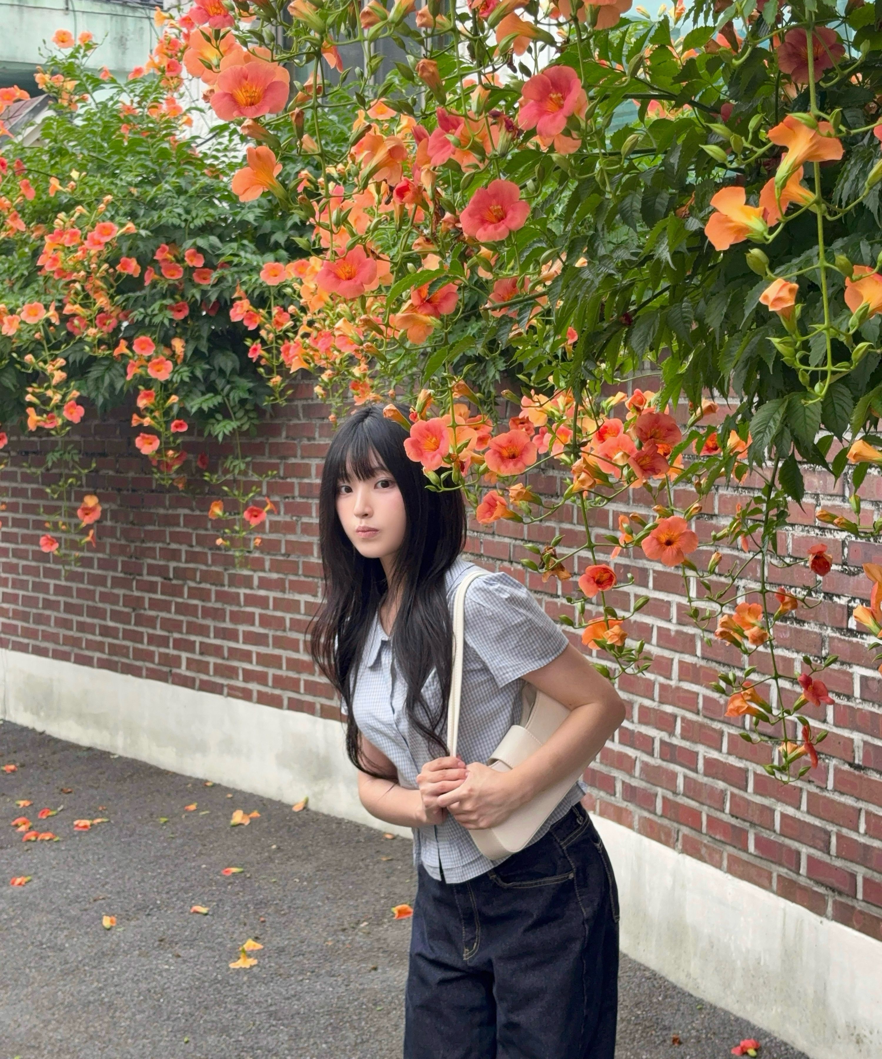 MUSINSA | ROSÉ FRANTZ Puff Sleeve Peplum Check Blouse [Navy]