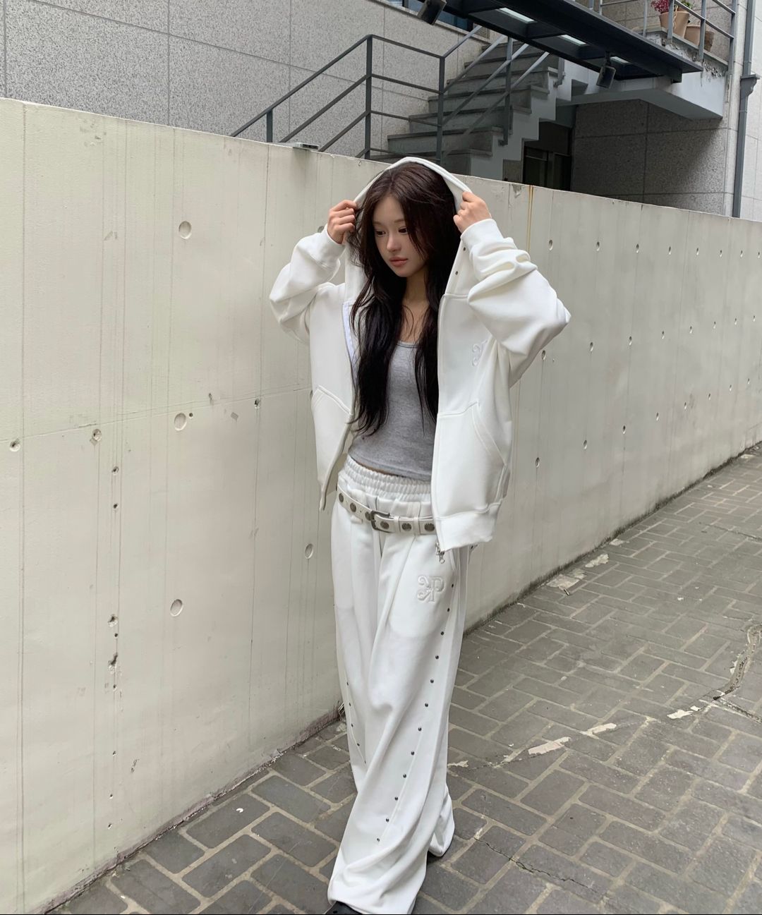 카키포인트(KHAKIPOINT) Steel Stud Sweat Pants (gray) - 사이즈