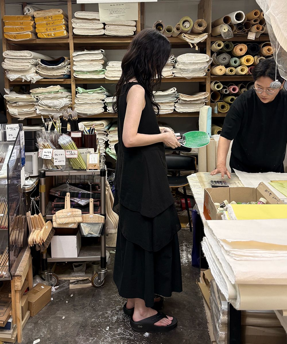 미세키서울(MISEKI SEOUL) Two line layered folding pants CHARCOAL