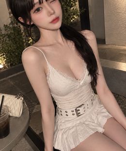 snap_card_1548312289782489279