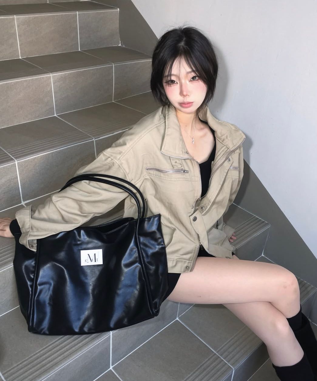 MUSINSA公式 | MUCENT グリックレザーショルダーバッグ 男女共用 (2カラー)